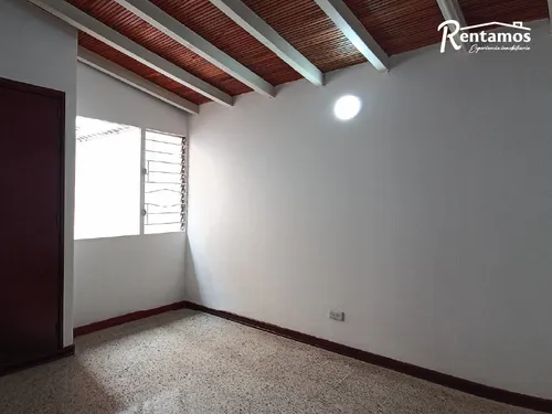 Oficina En Arriendo En Laureles. Cod A775204