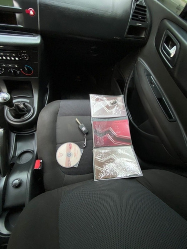 Imagen 13 de 13 de Citroën C4 1.6 Pack Look 5p