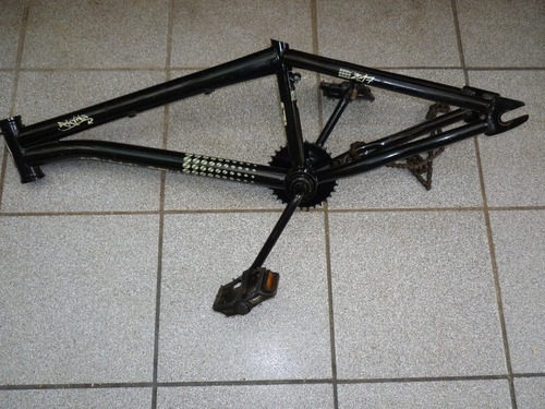 Cuadro Bicicleta Bmx Con Pedales Y Cadena Oxford Usado.