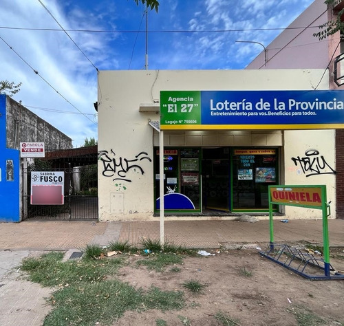 Casa Y Local Sobre Avenida De La Unión