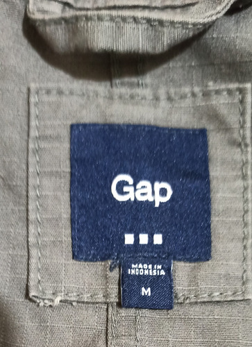 Campera Estilo Militar Gap Talle M (Usado)