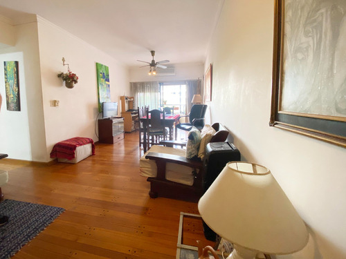 Retasado - Venta Departamento 4 Amb Con Cochera Y Balcón