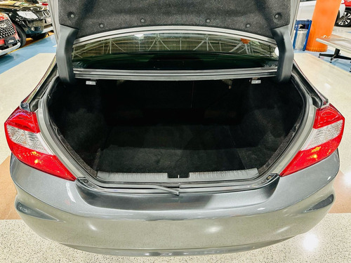Honda Civic 2.0 LXR 16V