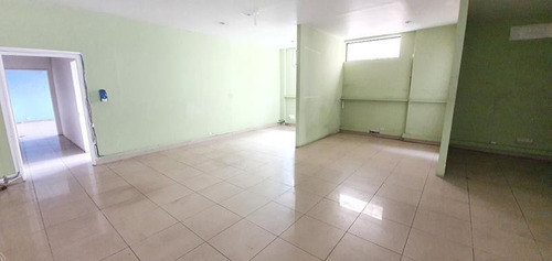Imagen 9 de 10 de Local 513 M2 Cubiertos En Excelente Ubicacion-en Venta