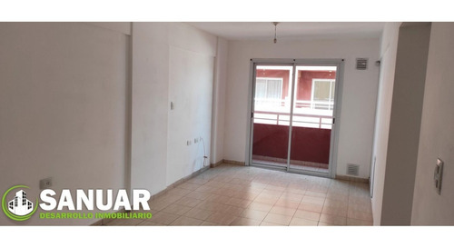 Imagen 2 de 9 de Vendo Departamento 1 Dorm. B° Cofico