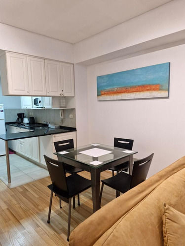 Alquiler Temporario. Un Ambiente. Premier Arenales. Edificio Con Amenities. Recoleta
