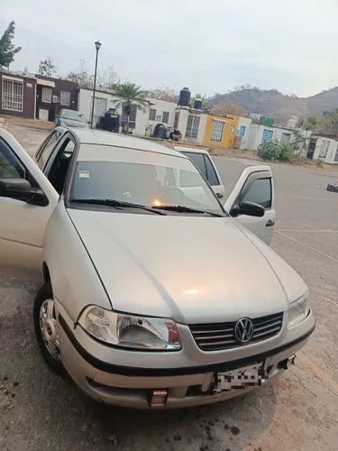 Volkswagen Pointer 1.6 City Mt