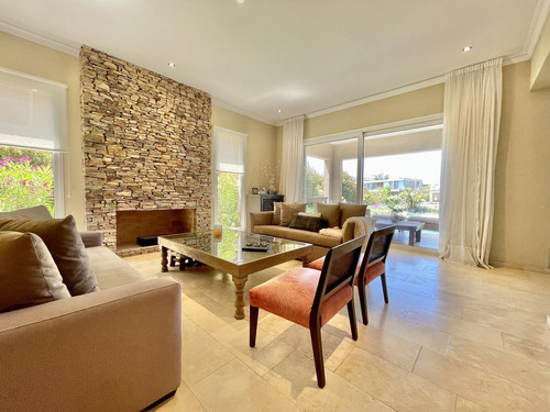 Imagen 7 de 30 de Casa En Venta Al Lago, Barrio Lagos Del Golf, Nordelta, Tigre