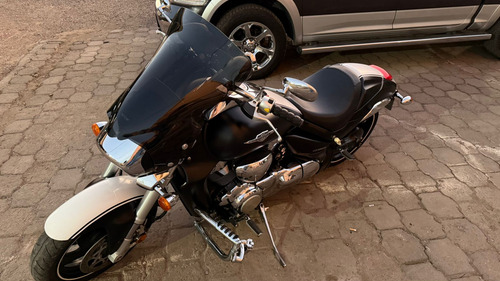 Suzuki M109r 2011 Boulevard
