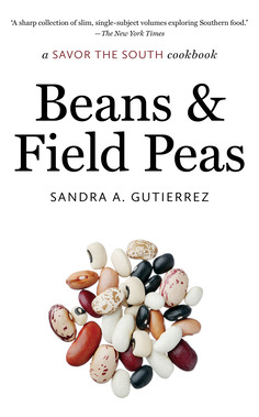 Libro Beans And Field Peas: A Savor The South Cookbook - ...