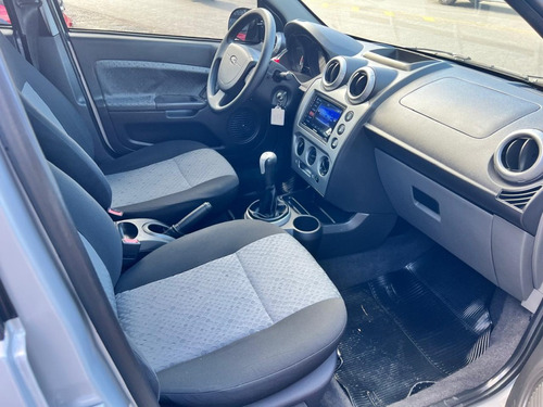 Ford Fiesta 1.6 MPI CLASS HATCH 8V FLEX 4P MANUAL