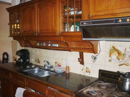 Imagen 6 de 10 de Chalet En Venta En Castelar Norte