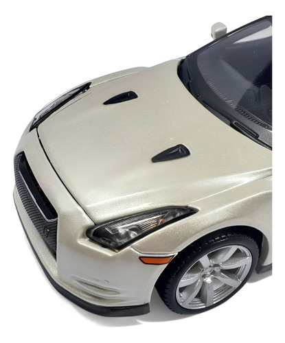 Única! 1/24 Coupe Blanca Pearl Naccar Nissan Gt-r Maisto White Perlado