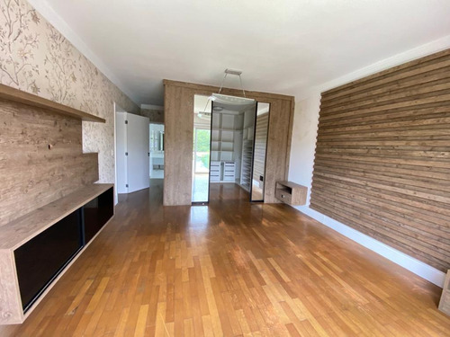Fl06 - Vendo Casa Reformada - 4 Suítes