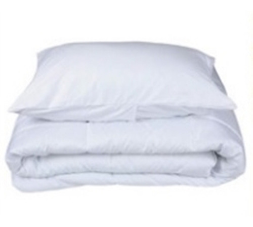 Acolchado Kavanagh Simil Plumón diseño liso color blanco de 230cm x 240cm