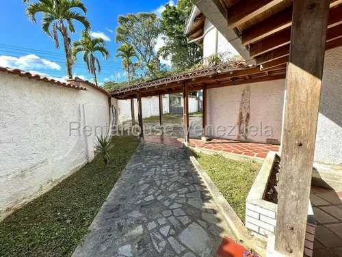 Casas En Venta Mls #25-19468