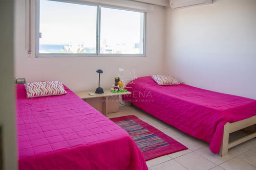 Porto Mare , Puerto , Penthouse Duplex De 3 Dormitorios En Venta. Departamento Con Parrillero.