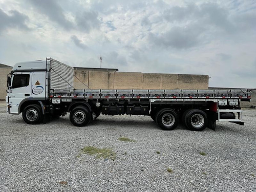 Imagem 2 de 11 de Mercedes-benz Atego 2430 6x2 2p (diesel)(e5) 2019/2019 Auto