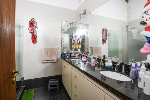Imagen 15 de 21 de Casa De 4 Dormitorios En Venta Con Pileta En San Eduardo Fisherton Aldea