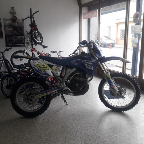 Imagen 4 de 9 de Yamaha Wr 250cc Operativa 2008
