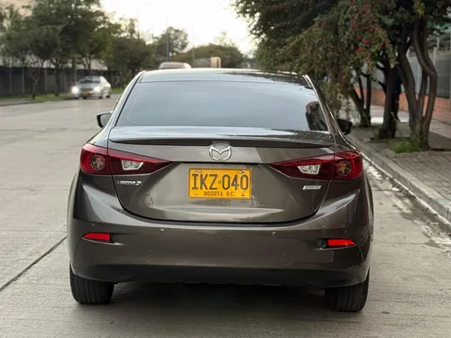 Mazda 3 2.0 Prime
