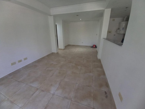 Imagen 11 de 30 de Amplio Y Moderno 2 Ambientes En Planta Baja.