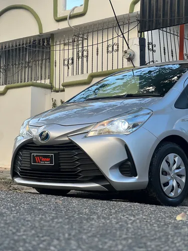 Toyota Vitz 2017