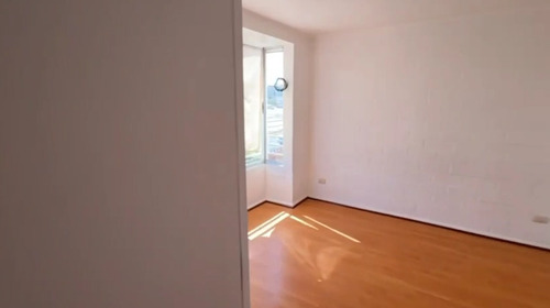 Venta De Casa En Avenida Santa Luisa, Quilicura