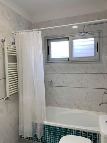 Imagen 22 de 30 de Casa Venta 2 Dormitorios 3 Baños 2 Cocheras 200 Mts 2 Cub. Terreno 9x52- La Plata