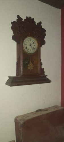Antiguo Reloj De Pared.