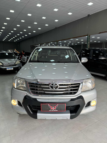 Toyota Hilux 2.7 Srv Cab. Dupla 4x4 Flex Aut. 4p