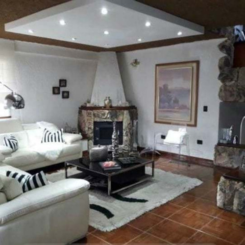 Imagen 5 de 14 de Casa En Club De Campo. San Antonio De Los Altos 04142250913