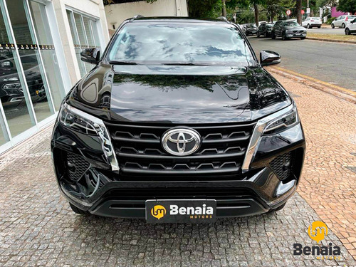 Imagem 3 de 12 de Toyota Hilux Sw4 2.7 Vvt-i Flex Srv 7l 4x2 Automático
