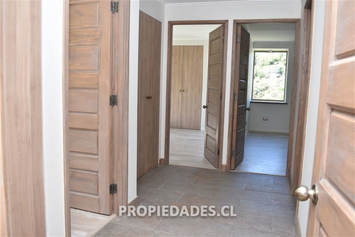 Imagen 12 de 27 de Casa En Condominio En Arriendo En Lo Barnechea
