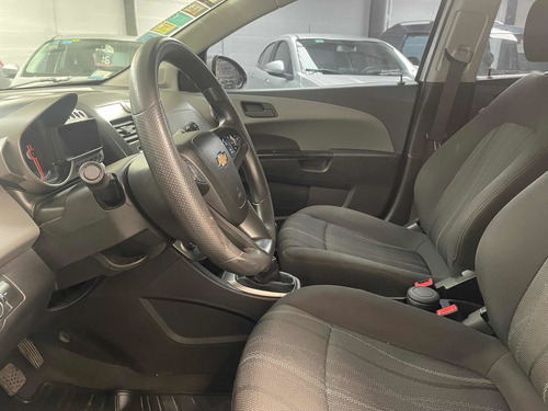Imagen 5 de 10 de Chevrolet Sonic 2013 1.6 Lt