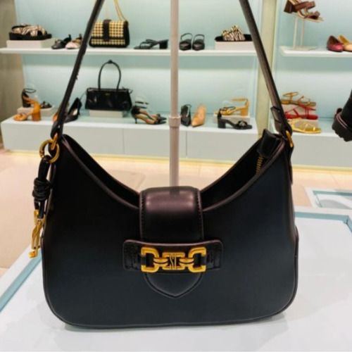 Bolsa Santa Lolla Baguete Soft Média Com Fivela Cor Preto Desenho Do Tecido Liso