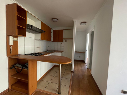 Arriendo Depto 2 Dorm. En Calle Santa Isabel