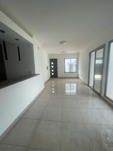 Duplex En Venta - 3 Dormitorios - Housing La Cuesta Plaza - Cuesta Colorada