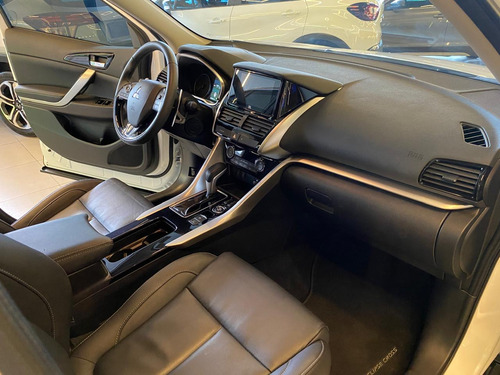 Mitsubishi Eclipse Cross 1.5 Hpe-S Turbo S-Awc Cvt (Br) 5P