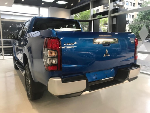 Imagen 8 de 15 de Mitsubishi L200 Full At 4x4 - 2023 - Da