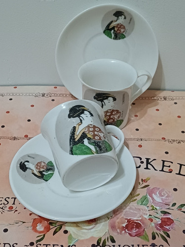 Lote Set De 2 Pocillos De Café De Porcelana Gheisha