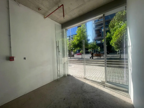 Local Comercial Apoquindo - Frente Al Mut - Barrio El Golf