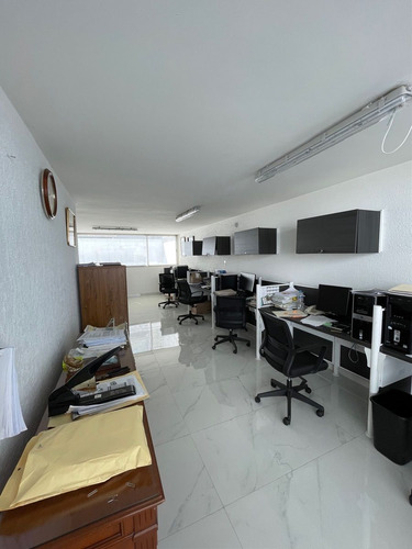Casa Para Oficinas Con Uso De Suelo S