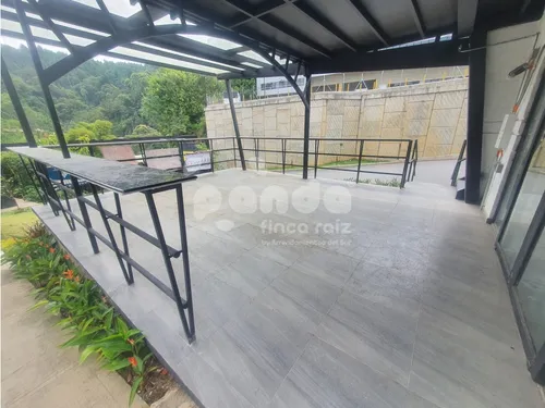 Local En Venta En Caldas