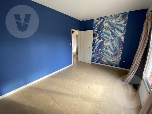 Casa En Venta Con Renta - Barrio Brickland, Canning