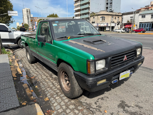 Mitsubishi L200 2.5 Gl S/cab 4x2 Aa