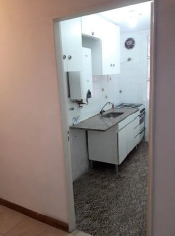 Imagen 5 de 17 de San Pedrito 1500 Pb Flores Barrio Castex 3amb U$40.000