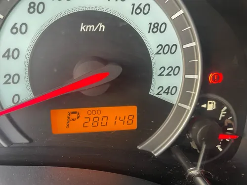 Toyota Corolla Sedan 2013