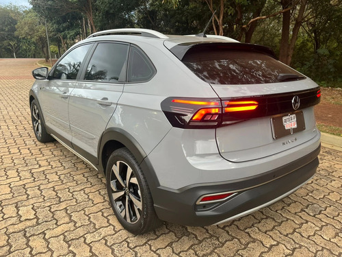 Volkswagen Nivus 1.0 200 TSI TOTAL FLEX HIGHLINE AUTOMÁTICO