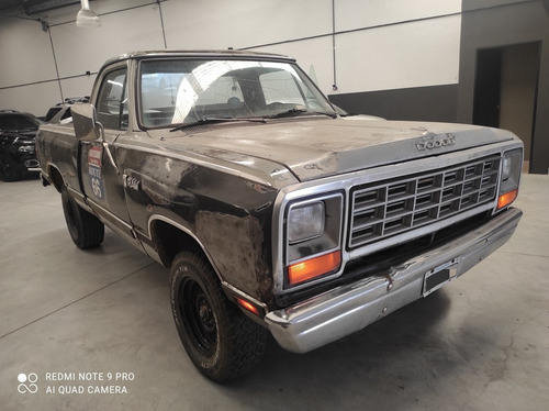 Dodge Ram Royal Se